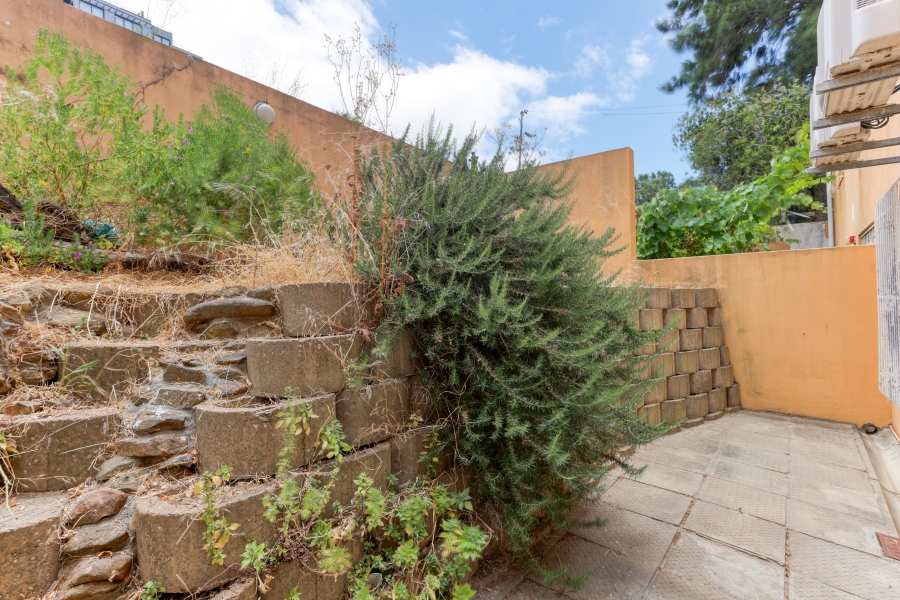 9 Bedroom Property for Sale in Bo Kaap Western Cape